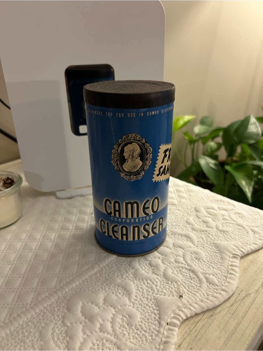 Vtg Cameo Corporation cleanser